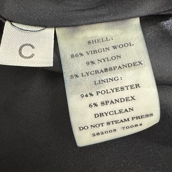 Ann Taylor NWT The One-Button Sophia Blazer in Midnight Blue Tropical Wool - Picture 5 of 12